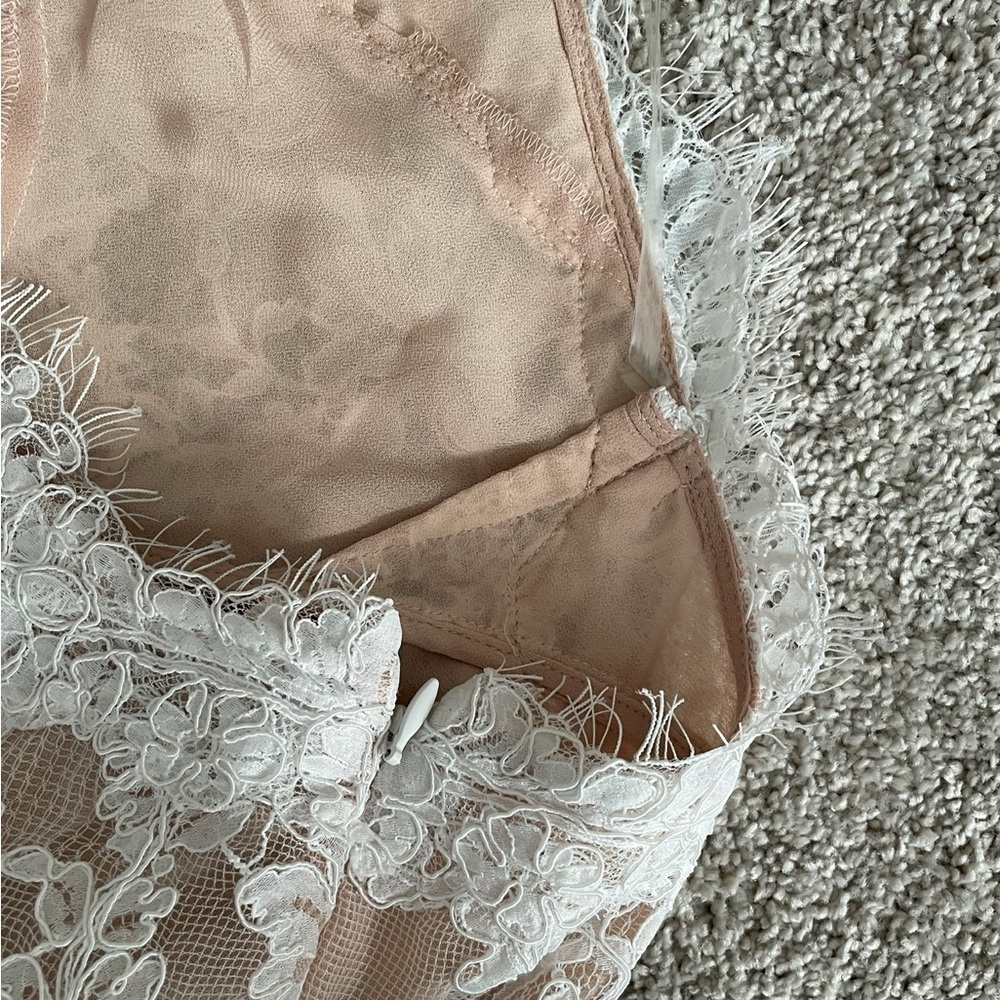 Sau Lee Reese White Lace Halter Dress - Picture 7 of 8